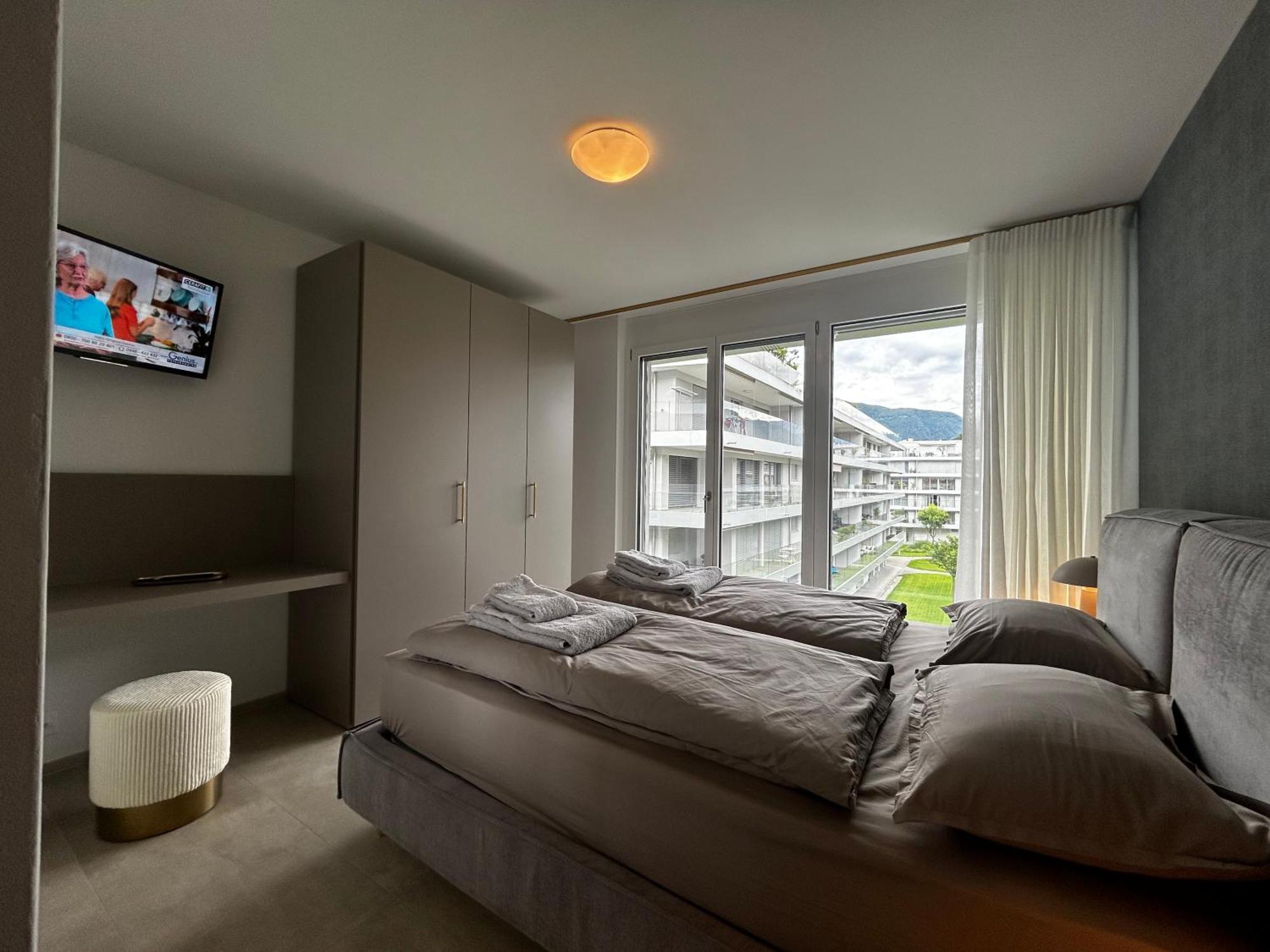Family Apartment, Near The Beach Whit Private Park Локарно Екстер'єр фото
