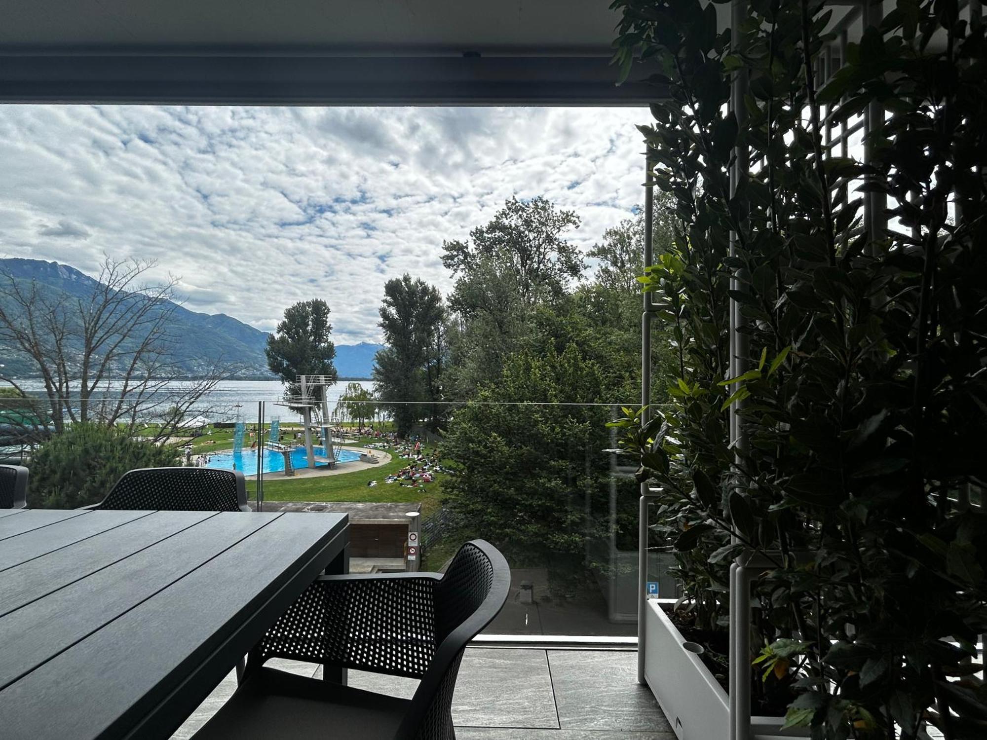Family Apartment, Near The Beach Whit Private Park Локарно Екстер'єр фото