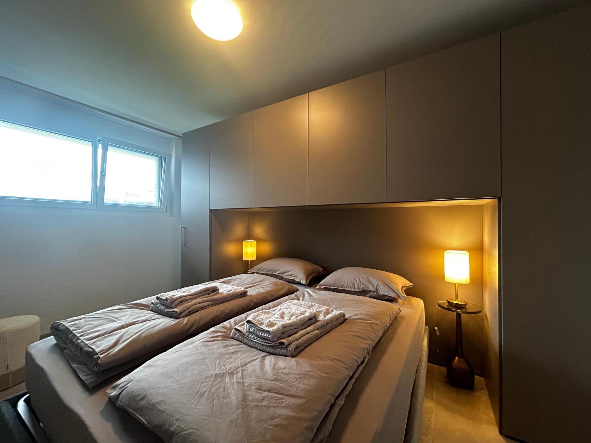 Family Apartment, Near The Beach Whit Private Park Локарно Екстер'єр фото